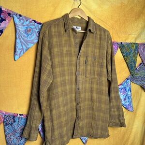 Men’s Woolrich Long Sleeve Checkered Flannel Large